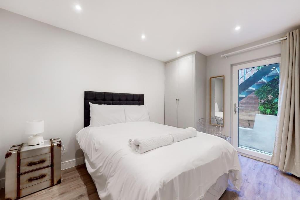 Stylish 2Bed Flat 10Min To Wimbledon Tennis Courts ロンドン エクステリア 写真